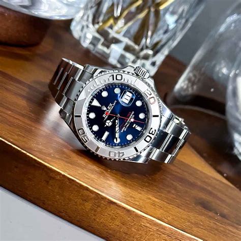 rolex yacht master blue rubber band|rolex yacht master 40 prices.